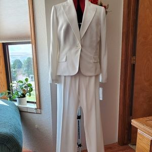 Anne Klein White pantsuit NWT